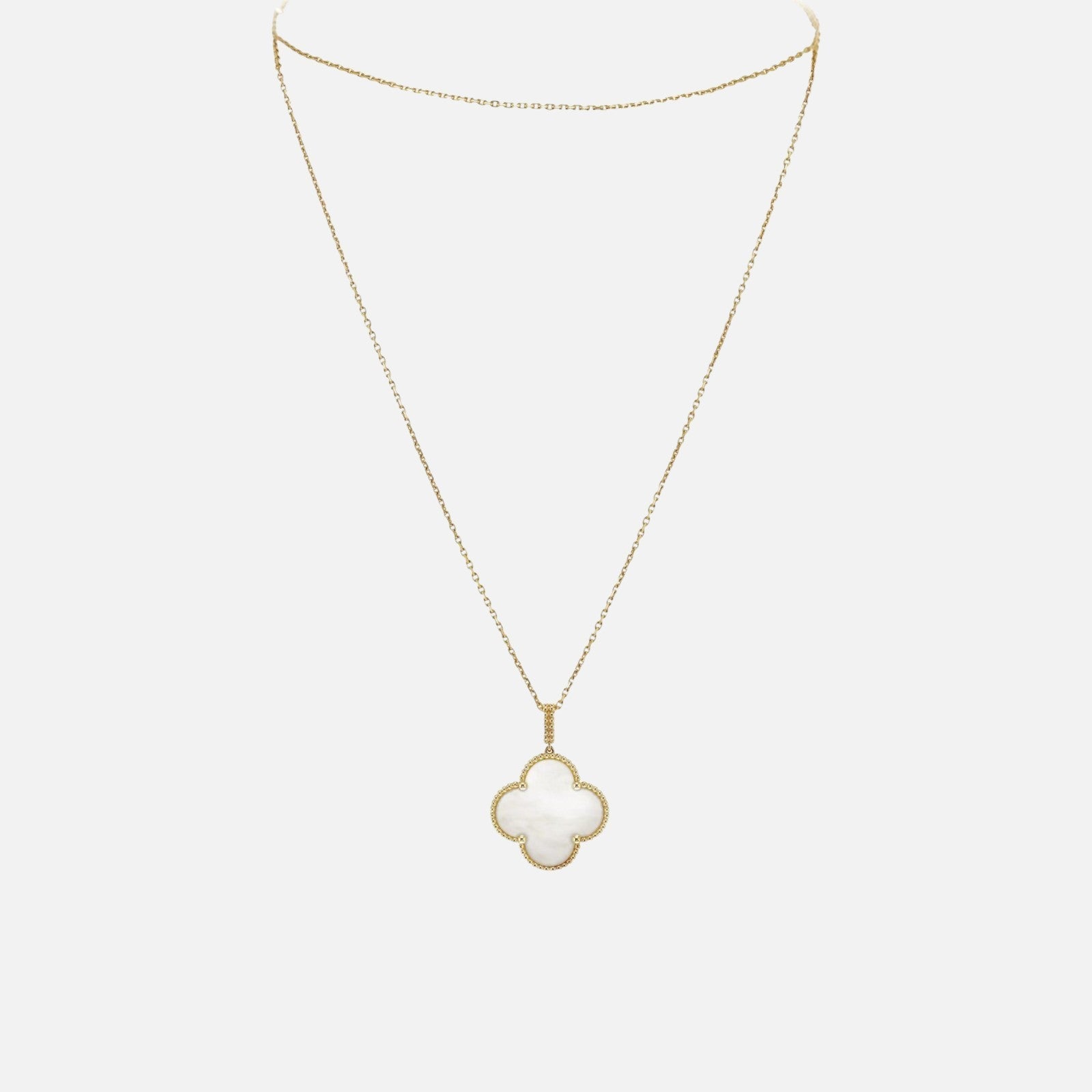 Lucky Clover Pendant Necklace – Long Chain