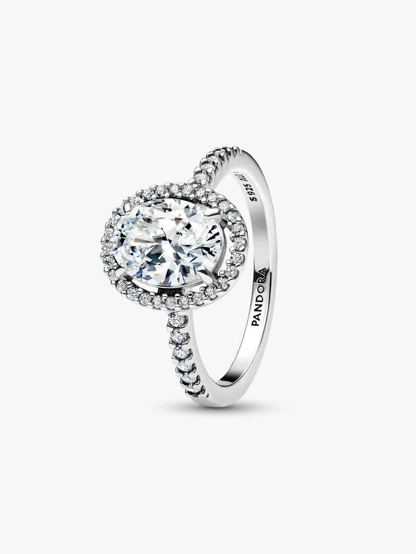 Oval Sparkling Halo Ring