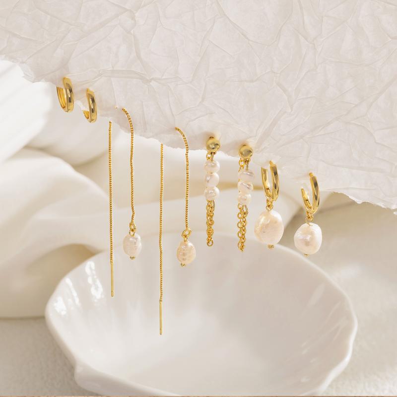 Timeless Pearl Earring Set