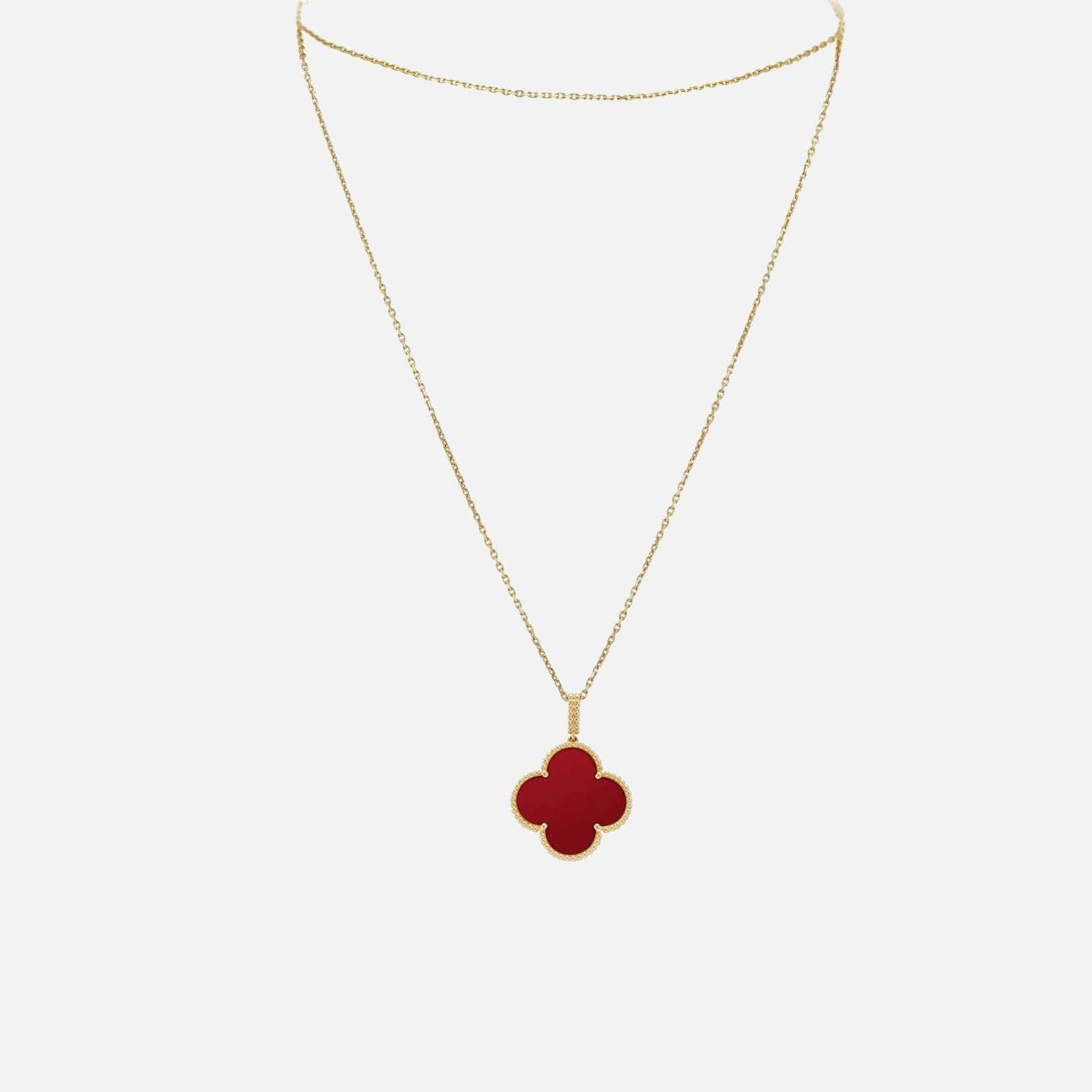 Lucky Clover Pendant Necklace – Long Chain