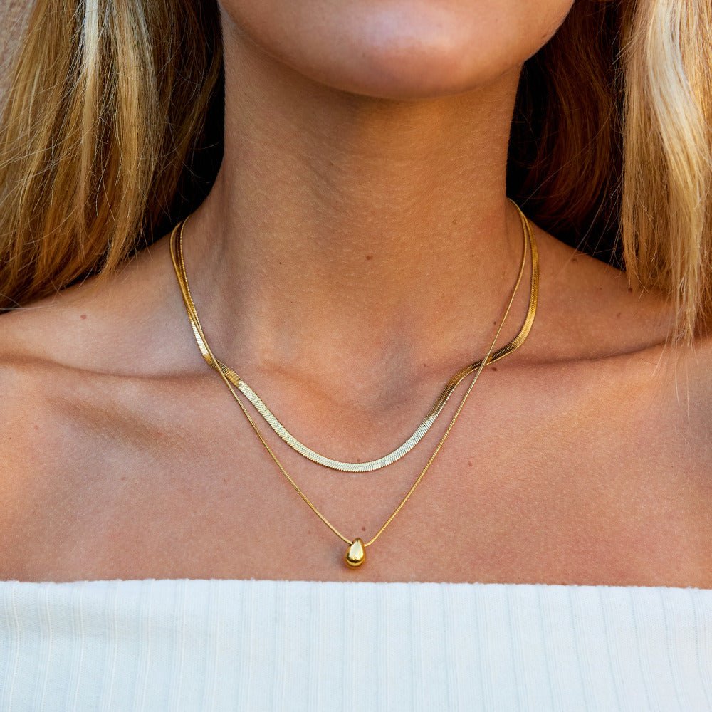Velune Layered Bella Teardrop Necklace