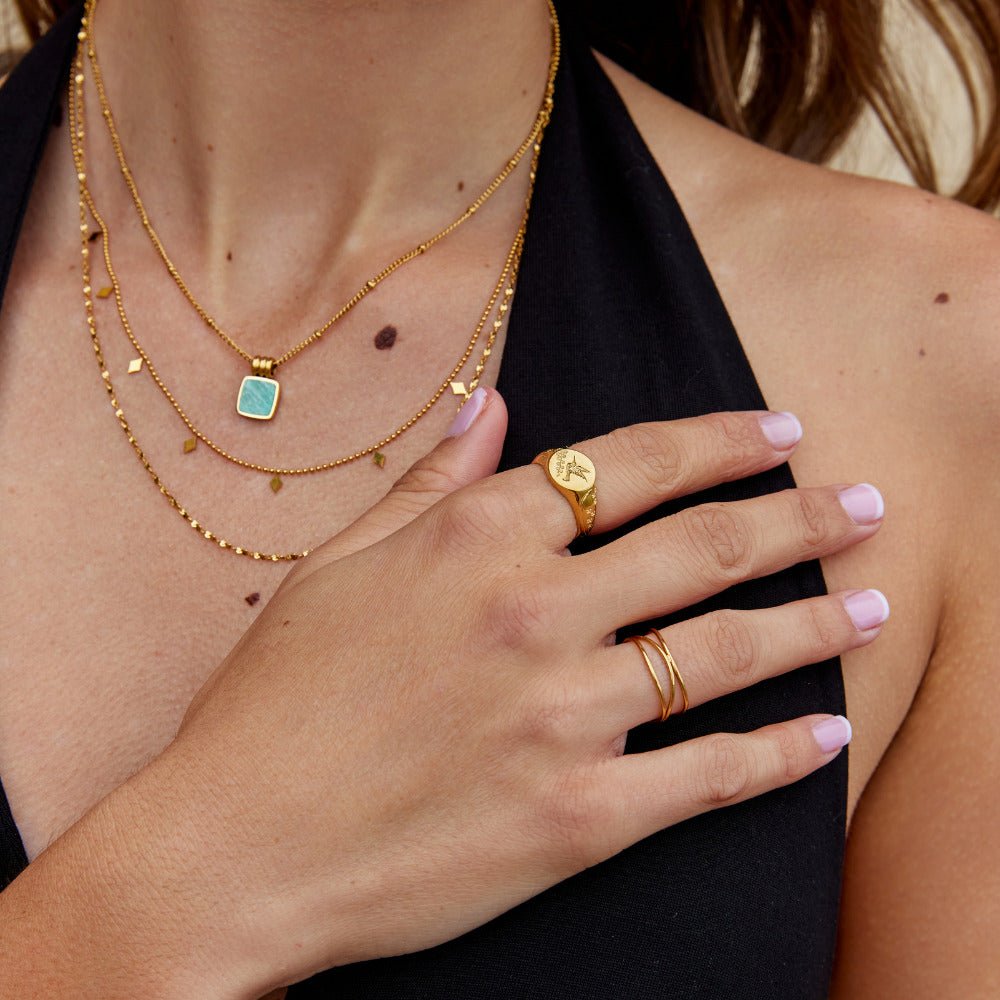 Avelor Hummingbird Signet Ring
