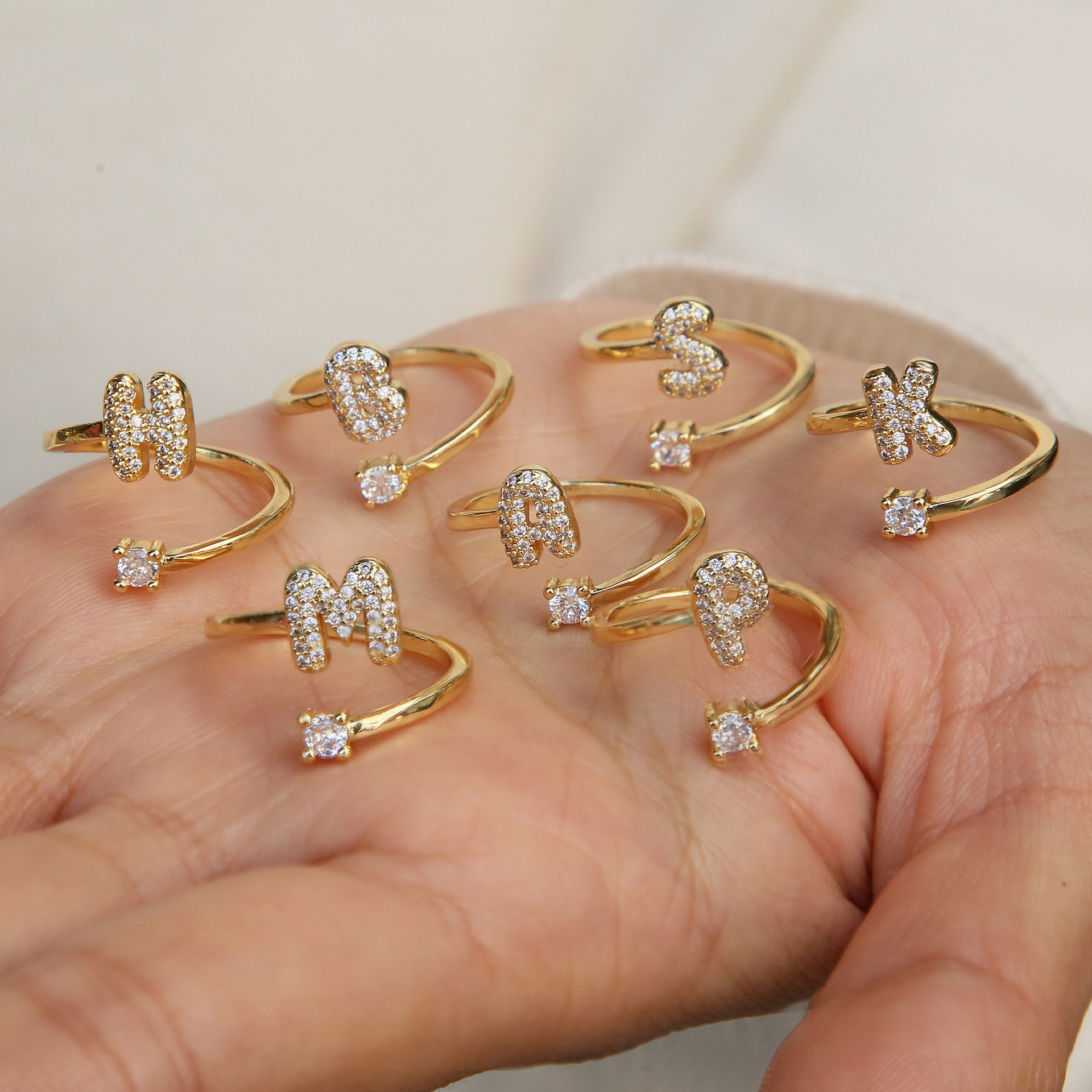 Bubble Initial Wrap Ring