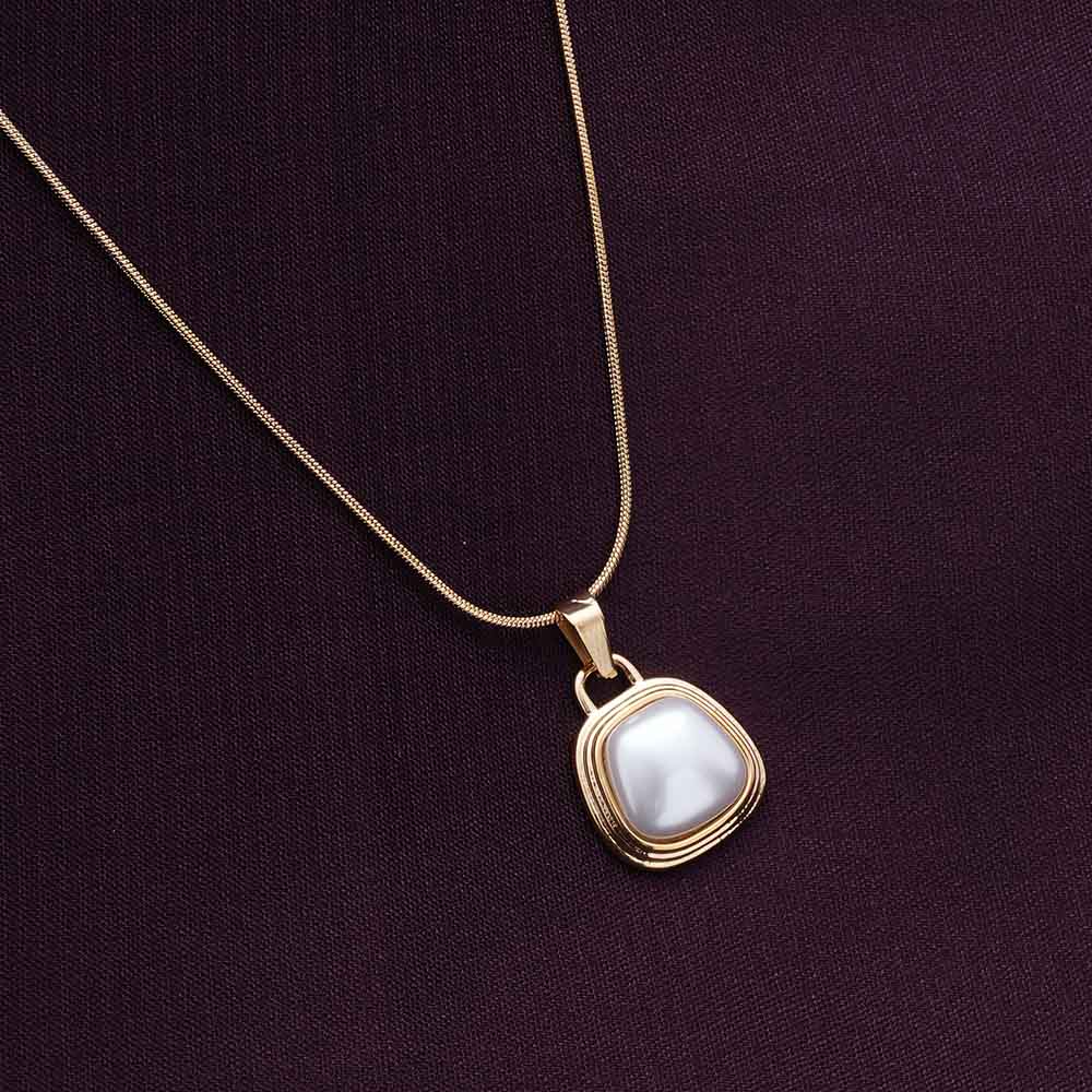 Vintage Trapezium Pearl Necklace