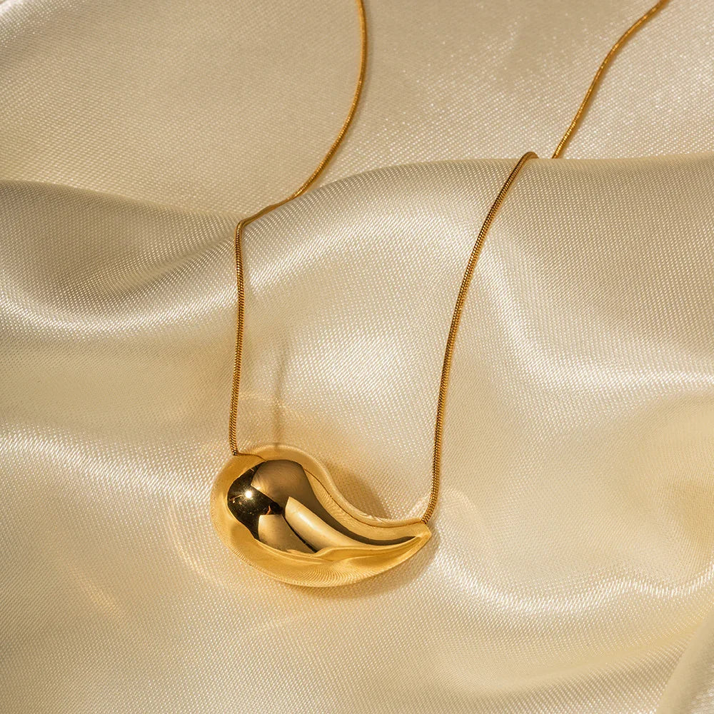 Teardrop Glow Pendant Necklace