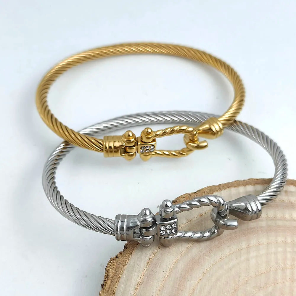 Velari Twisted Cable Buckle Bracelet