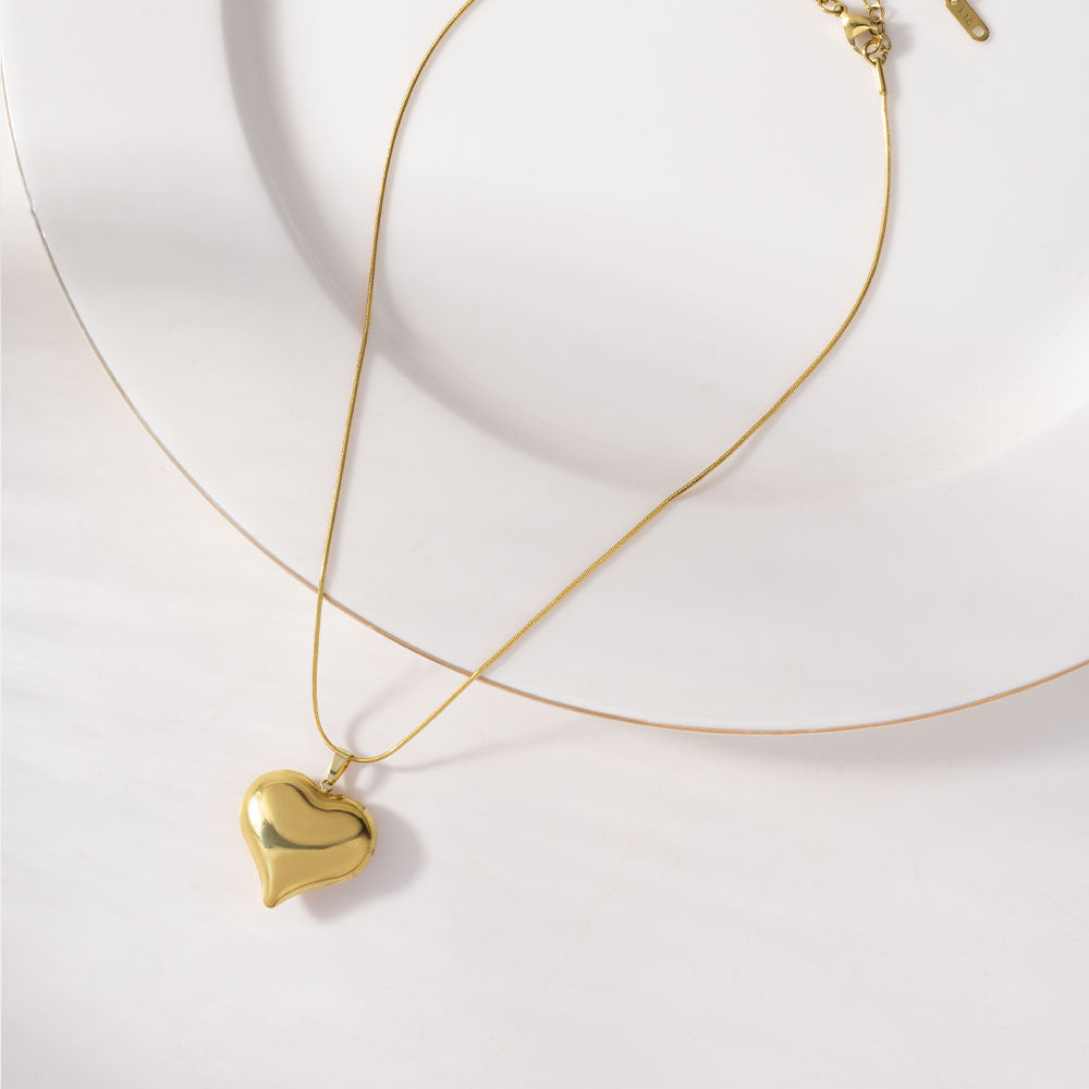 Heart Pendant Gold Chain Necklace