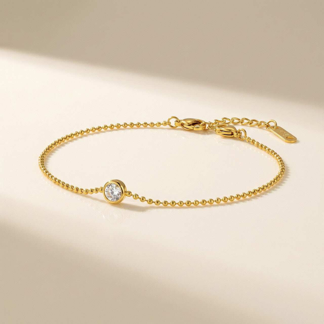 Solitary Spark Bracelet
