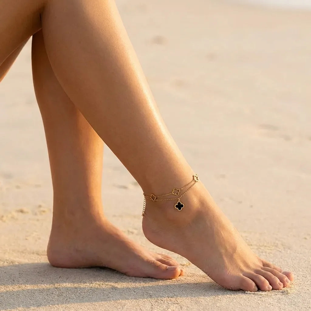 Vera Layered Clover Anklet