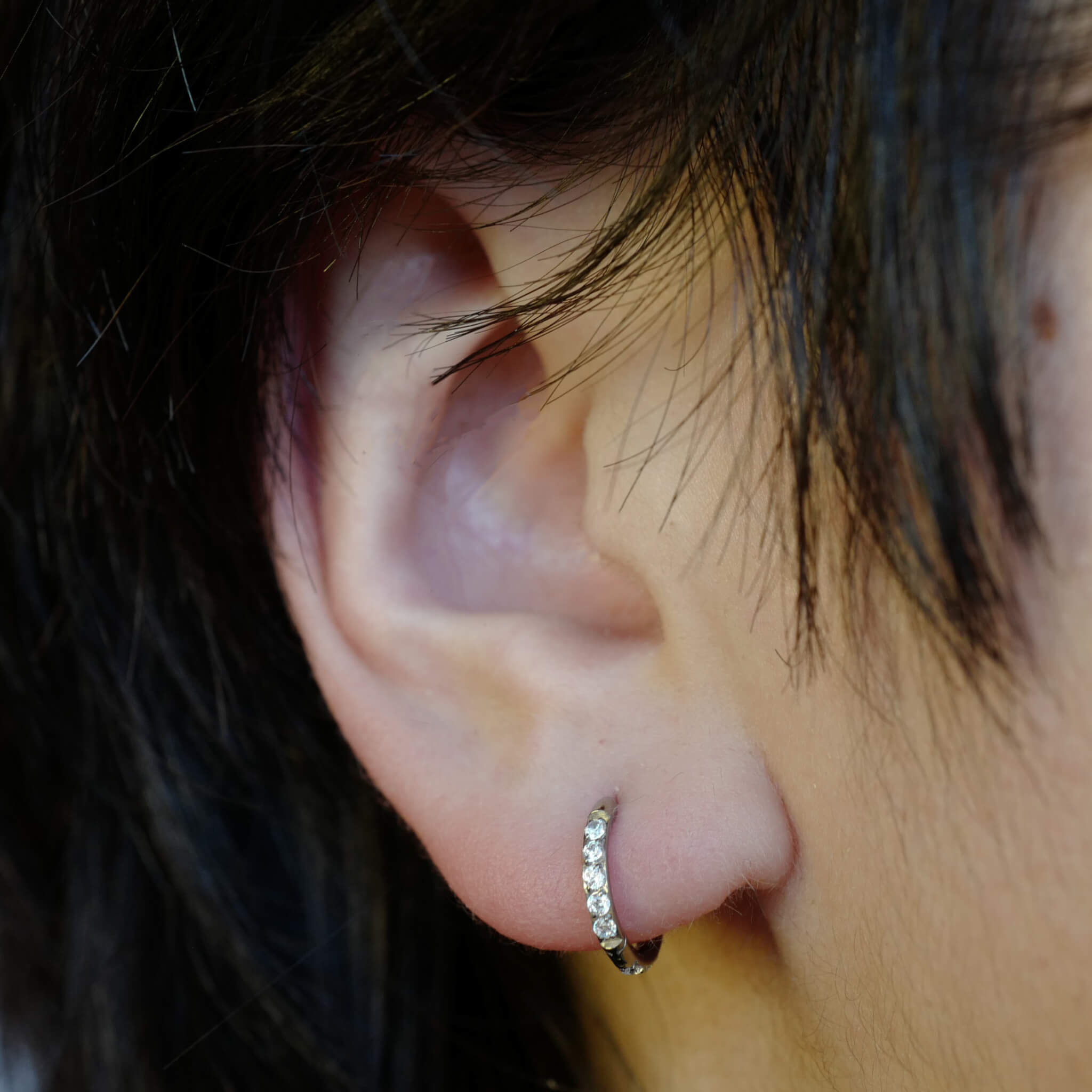 Pavé Huggie Hoops, 11mm