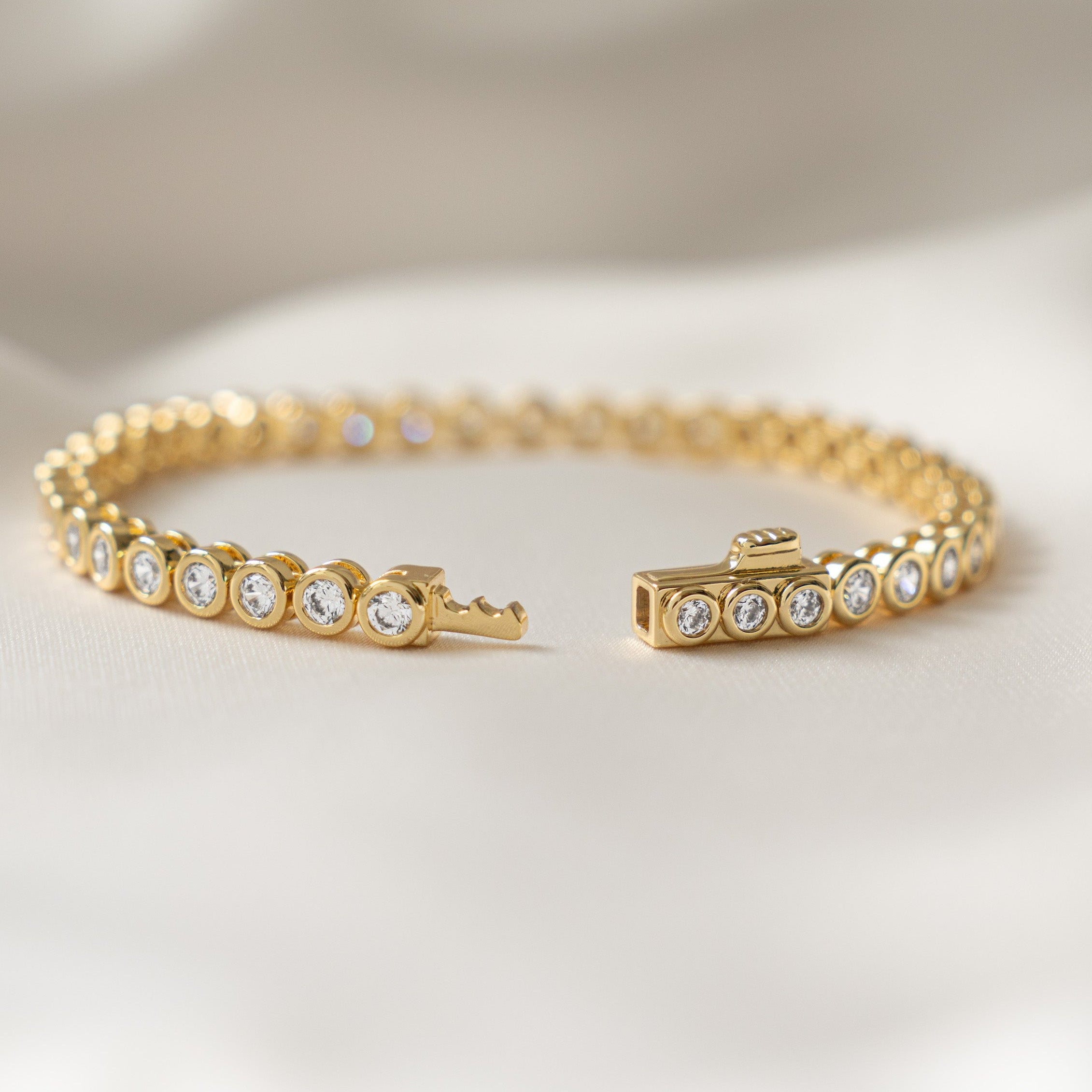 Round Bezel CZ Tennis Bracelet