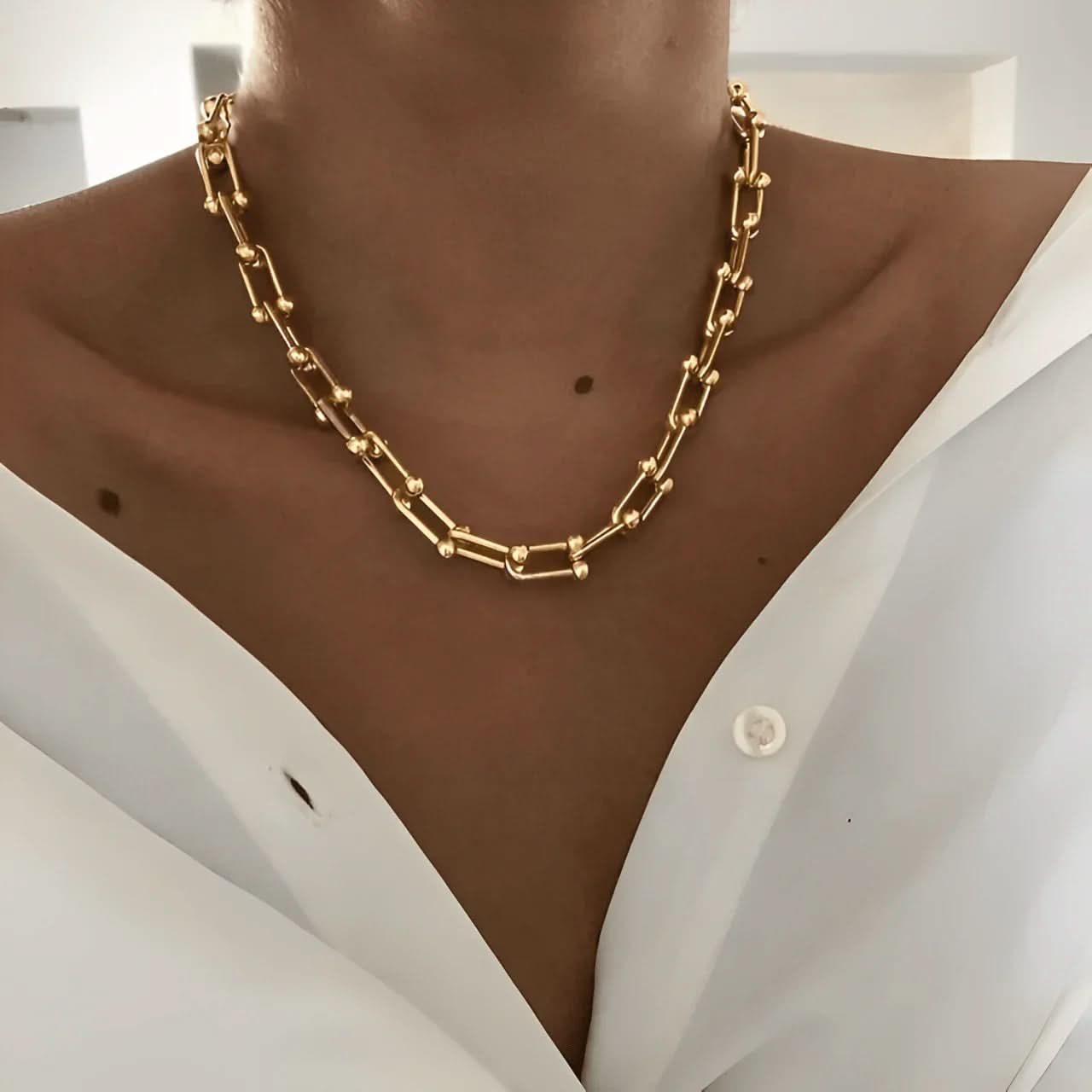 Arc Link Chain Necklace