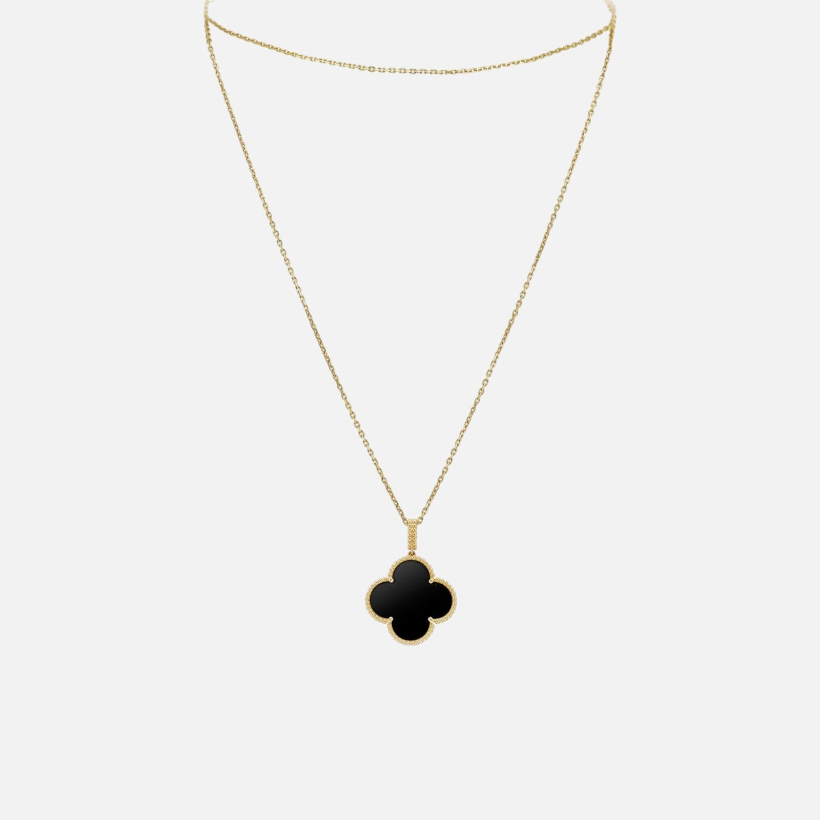 Lucky Clover Pendant Necklace – Long Chain