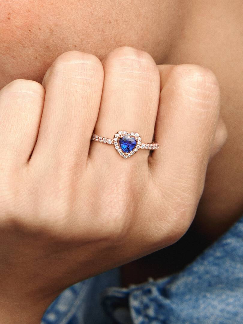 Sparkling Elevated Heart Ring