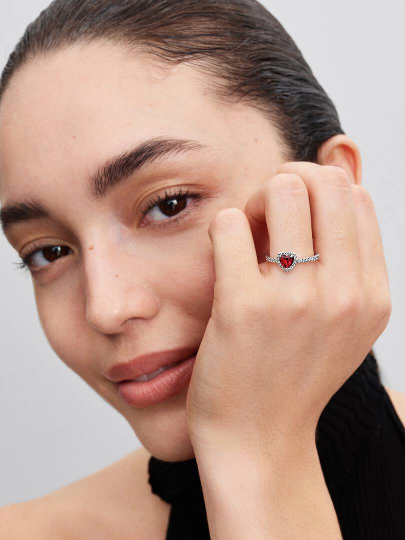 Sparkling Elevated Heart Ring
