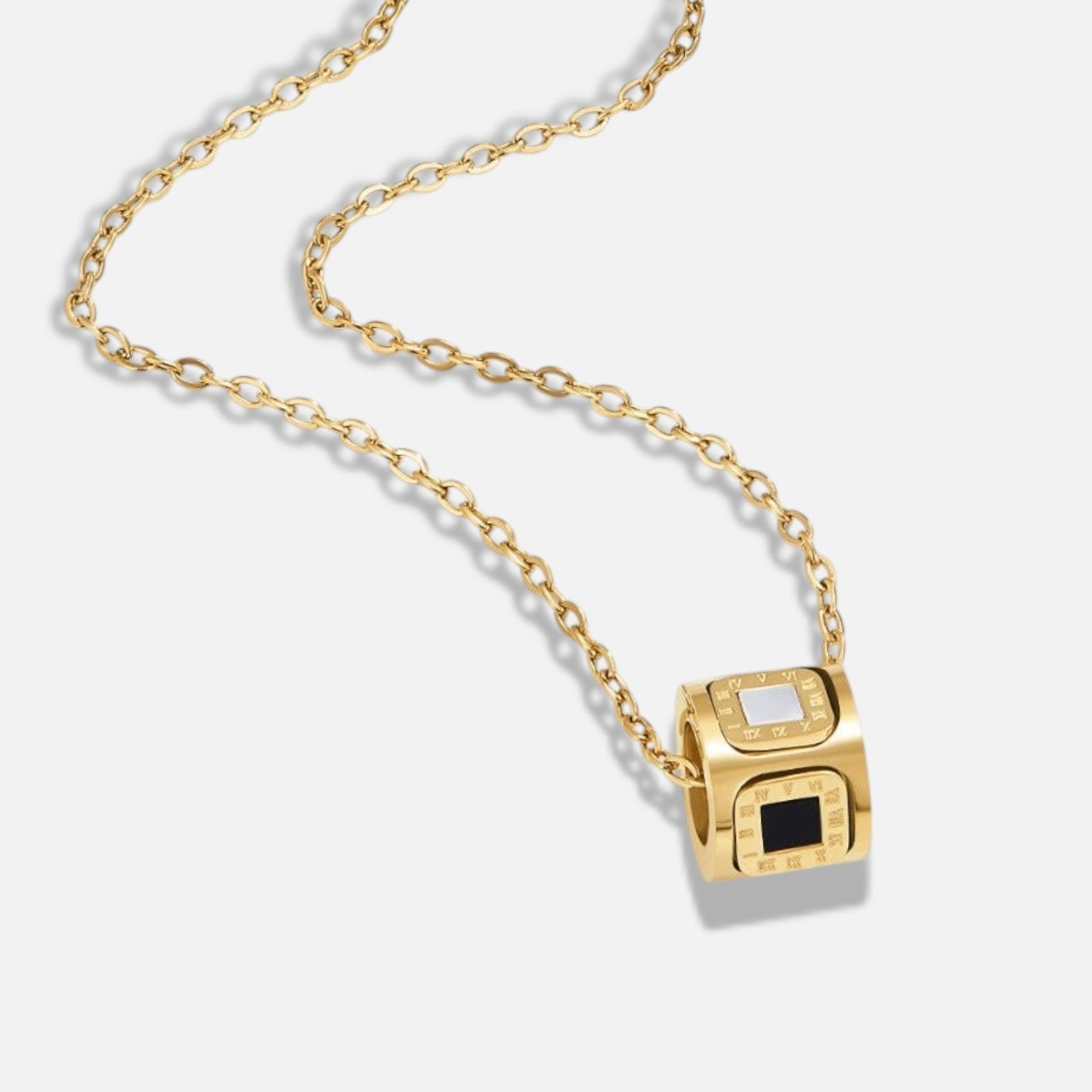 Orvya Black Agate Cube Pendant Necklace – gold