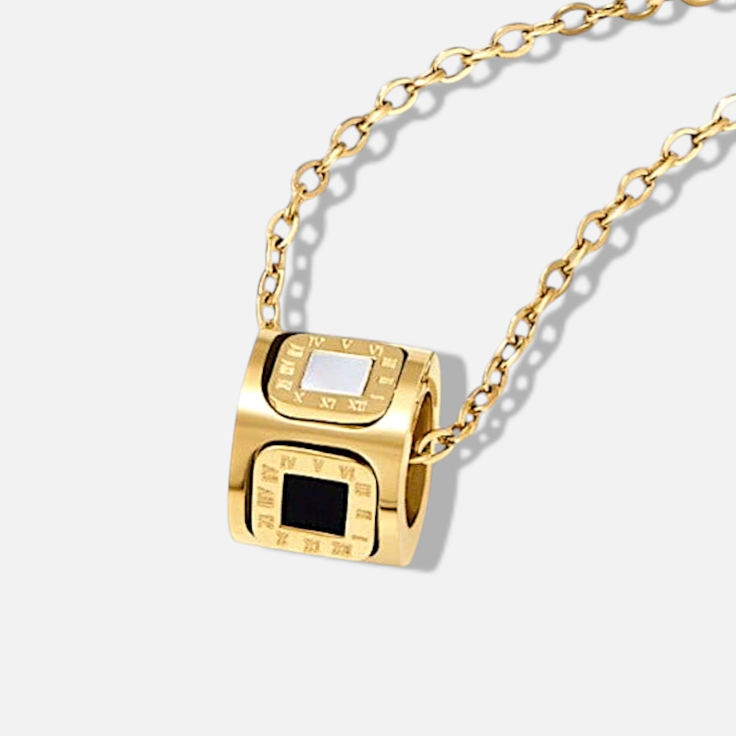 Orvya Black Agate Cube Pendant Necklace