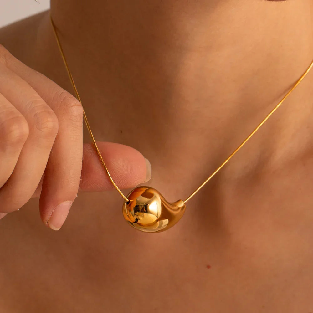 Teardrop Glow Pendant Necklace