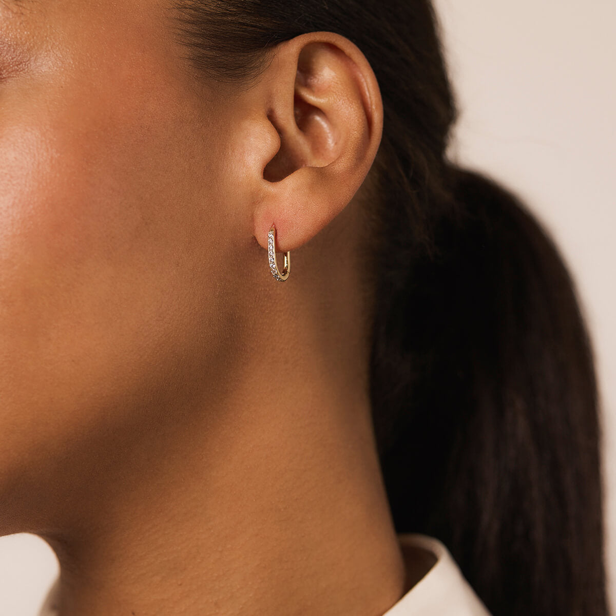Pavé Halo Oval Hoops, 15mm