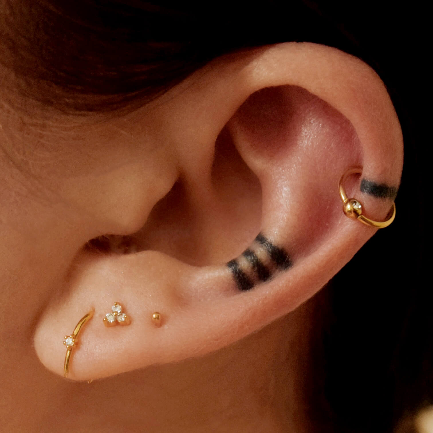 Orbital Crystal Cartilage Hoop